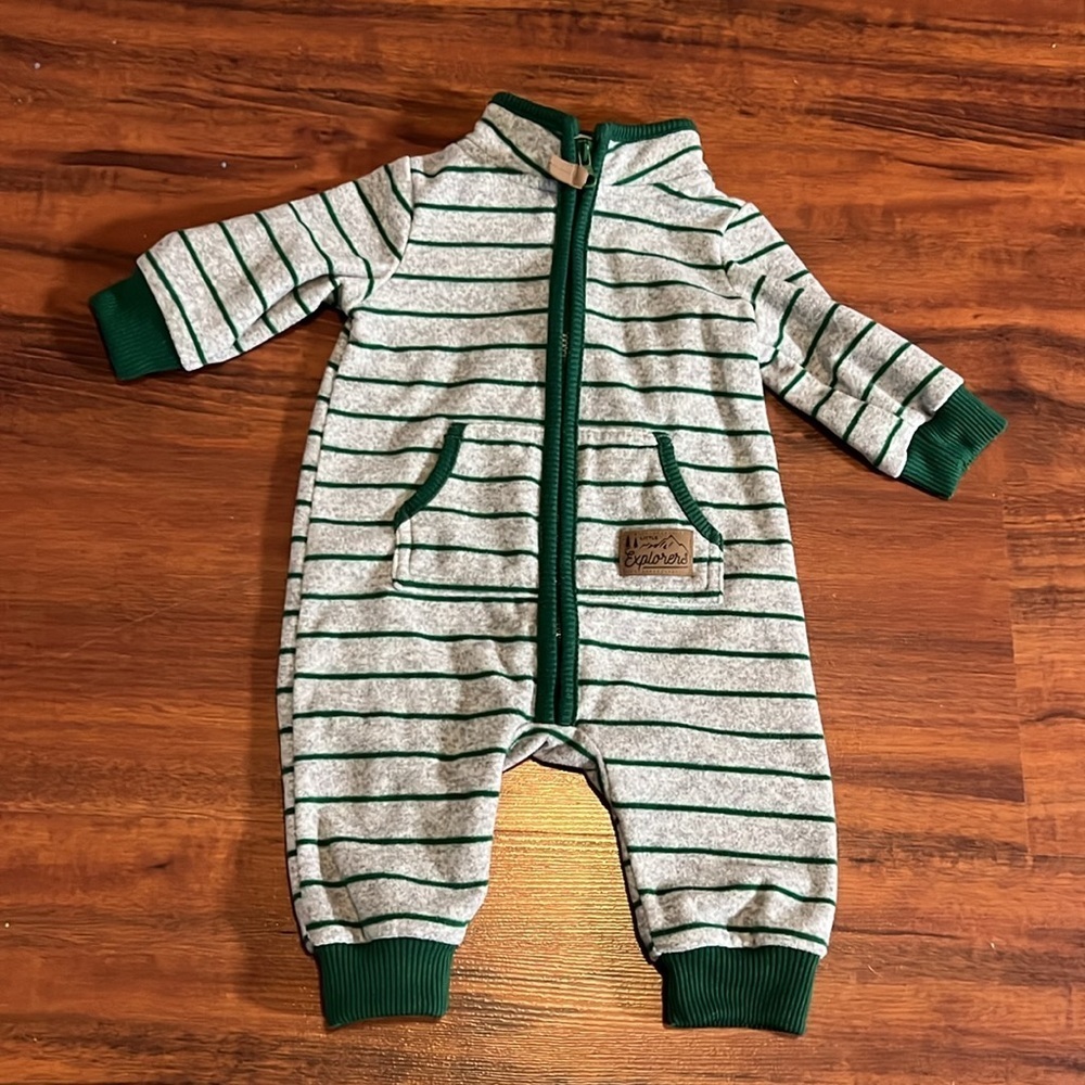 Cold Weather Baby Clothes, 3 months Carter’s fuzzy fleece bodysuits jacket - Picture 3 of 12